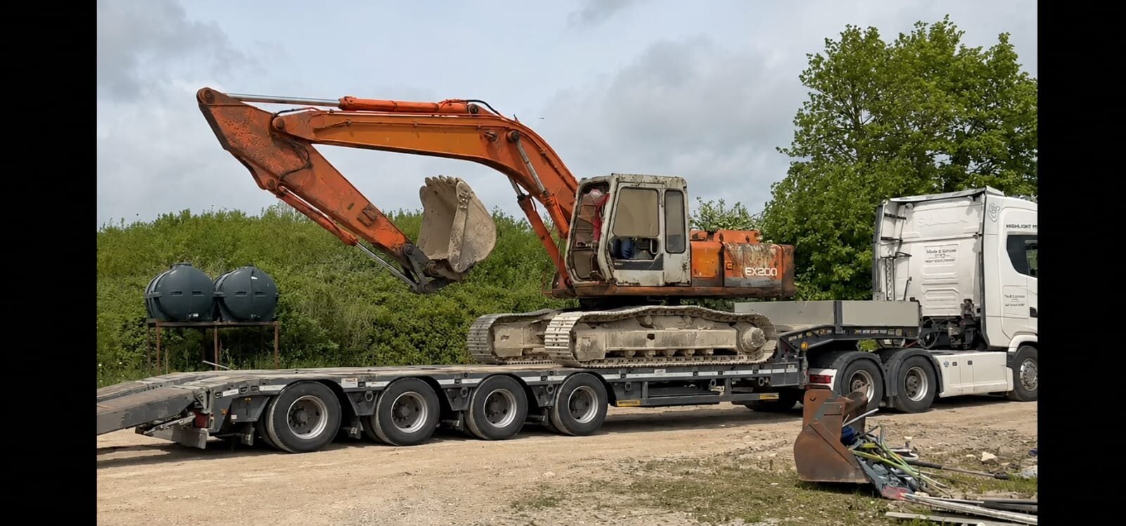 Hitachi EX200-1